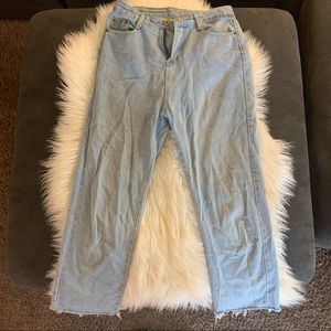 Blue boyfriend jeans